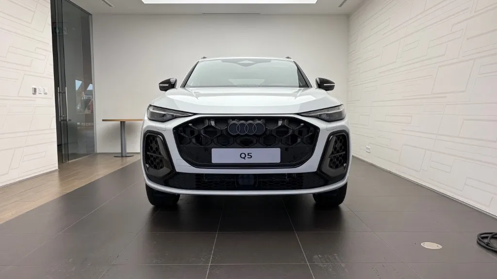 Obrázok Q5 Sportback TFSI quattro 150kW STR