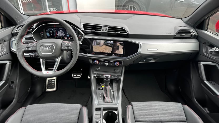 Obrázok Q3 Sport edition 40 TFSI quattro STR