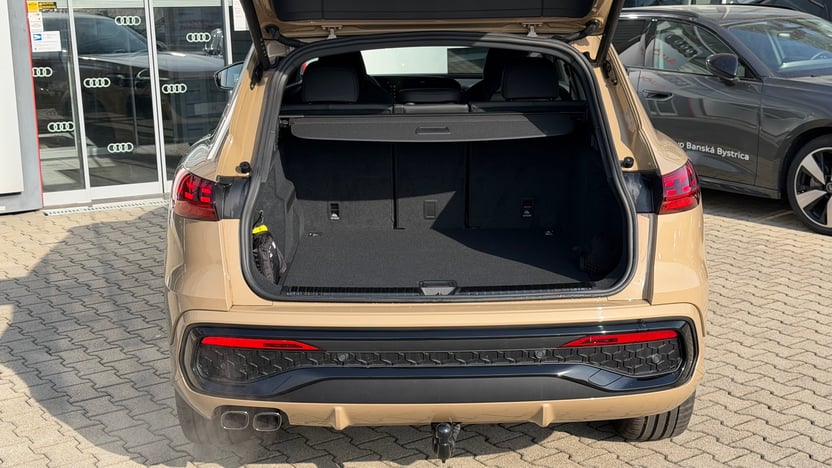 Obrázok Q5 SUV TDI quattro 150kW STR