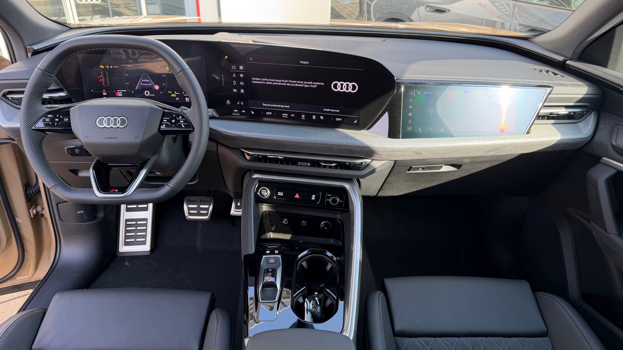 Obrázok Q5 SUV TDI quattro 150kW STR