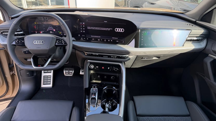 Obrázok Q5 SUV TDI quattro 150kW STR