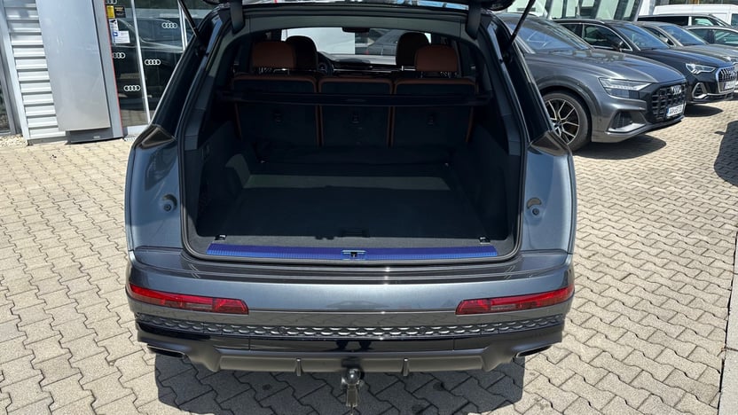 Obrázok Q7 S line 55 TFSI quattro TT8