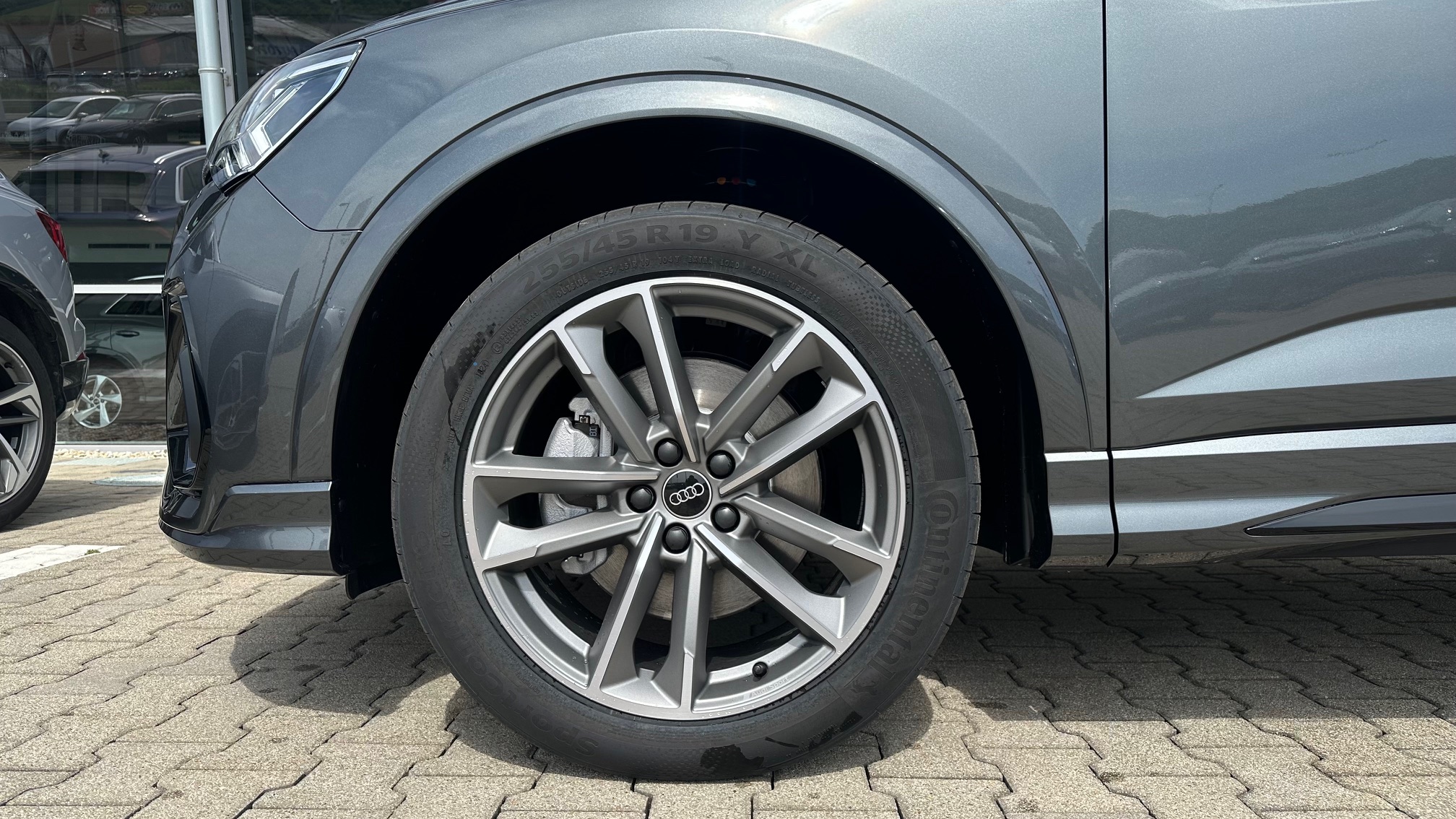 Obrázok Q3 Sportb. Sport edition 40 TFSI quattro