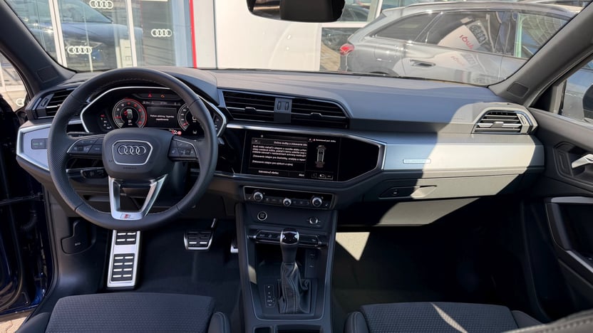Obrázok Q3 Sportb. Sport edition 40 TFSI quattro