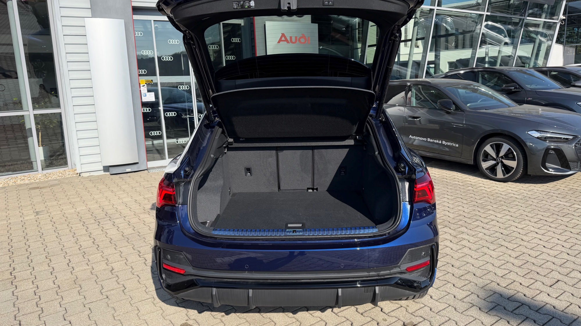 Obrázok Q3 Sportb. Sport edition 40 TFSI quattro