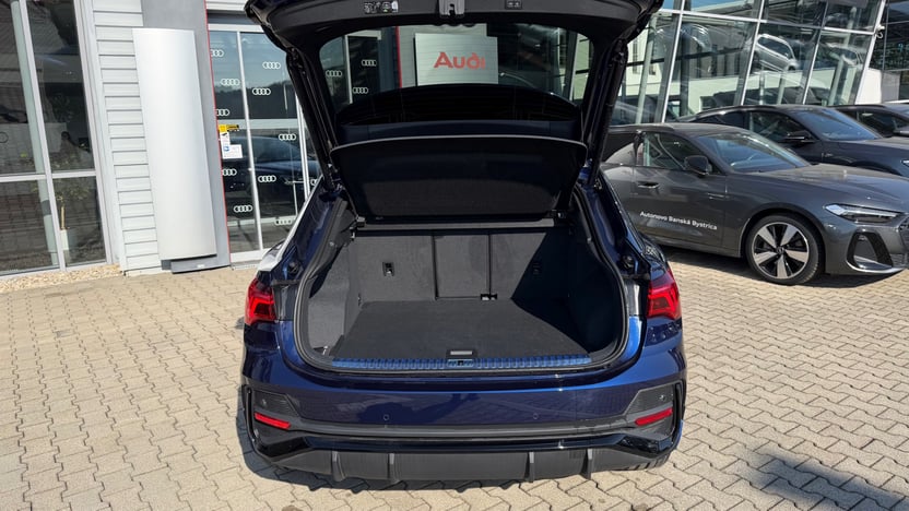 Obrázok Q3 Sportb. Sport edition 40 TFSI quattro