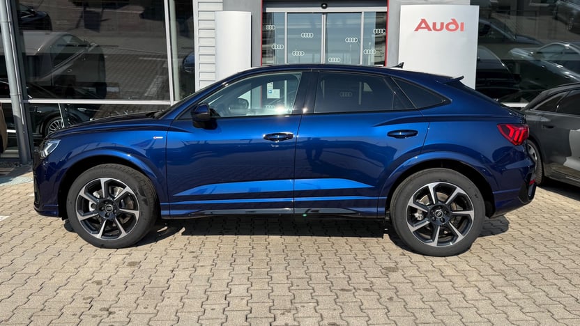 Obrázok Q3 Sportb. Sport edition 40 TFSI quattro