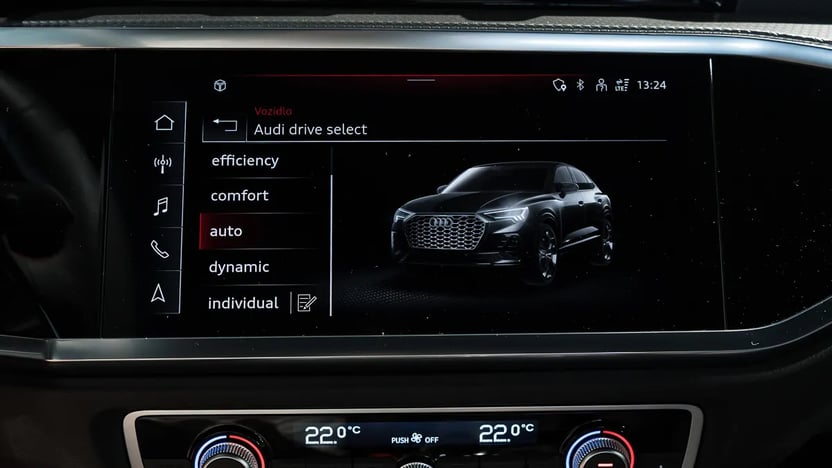 Obrázok Q3 Sportb. Sport edition 40 TFSI quattro