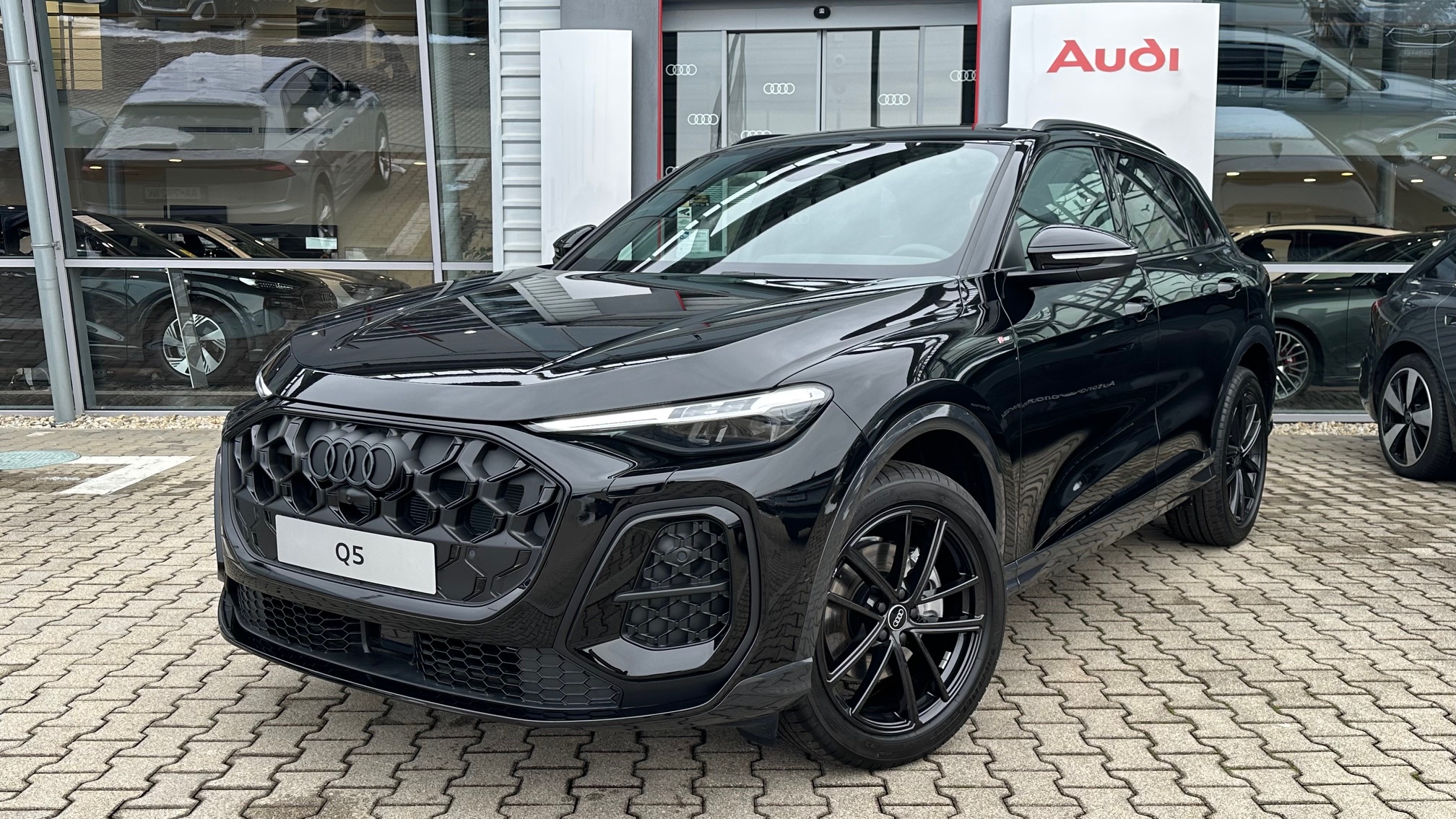 Obrázok Q5 SUV TFSI quattro 150kW STR