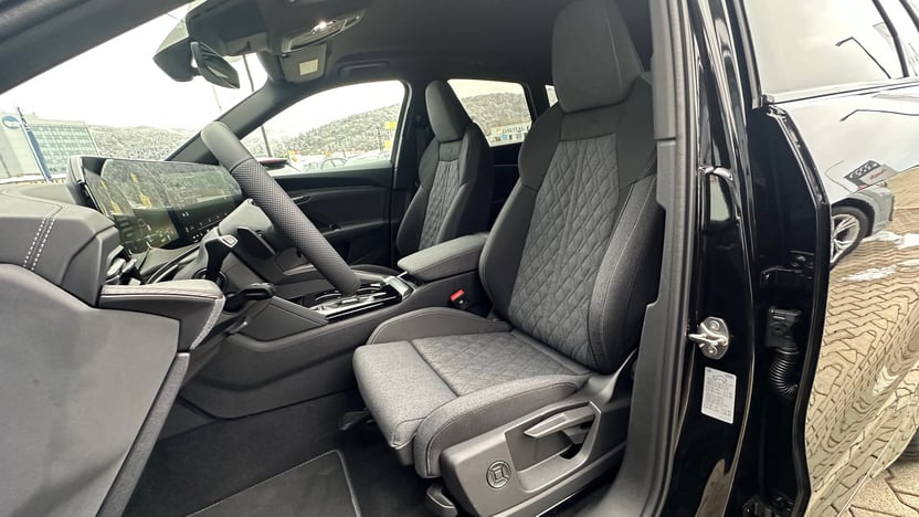 Obrázok Q5 SUV TFSI quattro 150kW STR