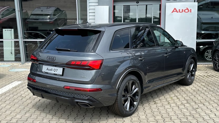 Obrázok Q7 S line 50 TDI quattro TT8