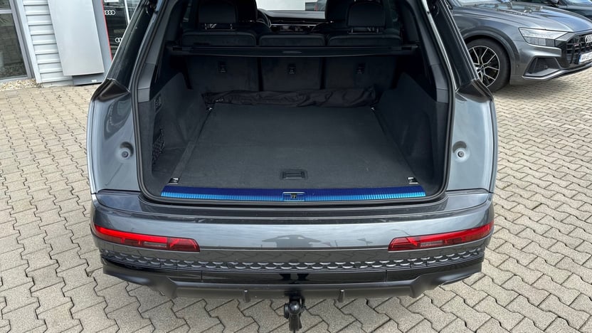 Obrázok Q7 S line 50 TDI quattro TT8