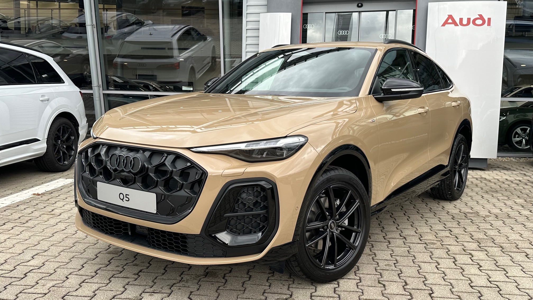 Obrázok Q5 Sportback TFSI quattro 150kW STR