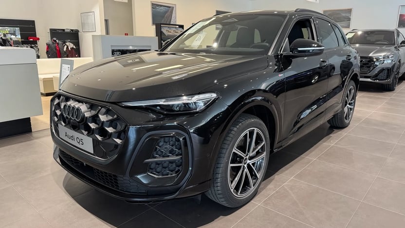 Obrázok Q5 SUV TDI quattro 150kW STR