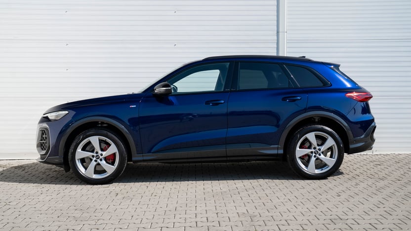 Obrázok Q5 SUV TDI quattro 150kW STR