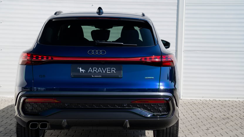 Obrázok Q5 SUV TDI quattro 150kW STR
