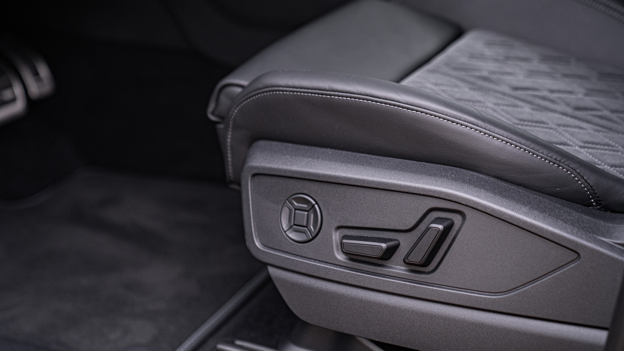 Obrázok Q5 Sportback TDI quattro 150kW STR