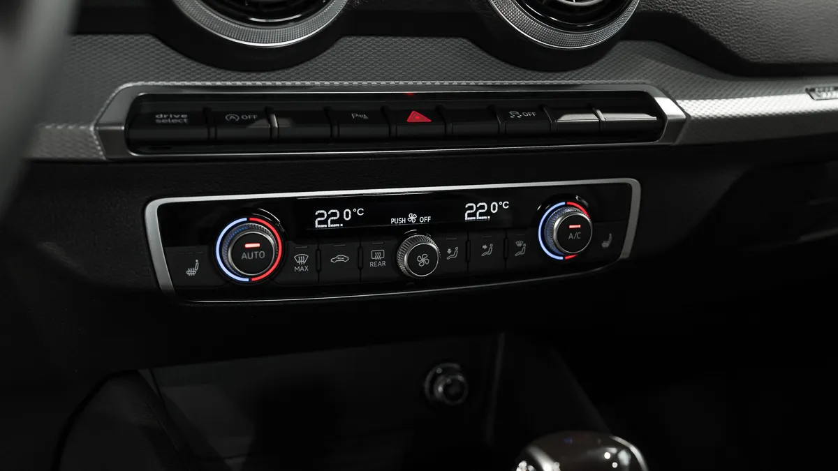 Obrázok Q2 advanced 35 TFSI STR