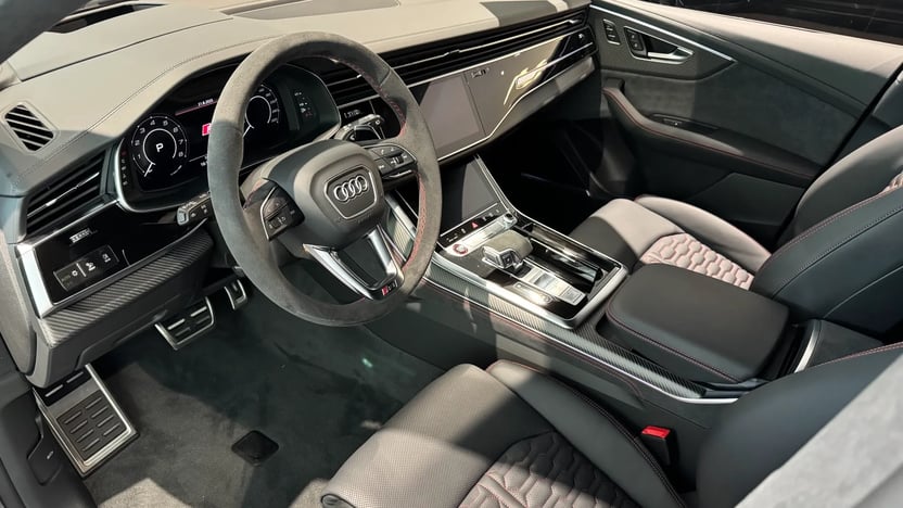 Obrázok RSQ8 performance TFSI quattro
