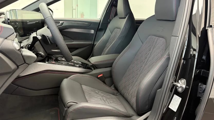 Obrázok A6 Avant TFSI quattro 270kW STR