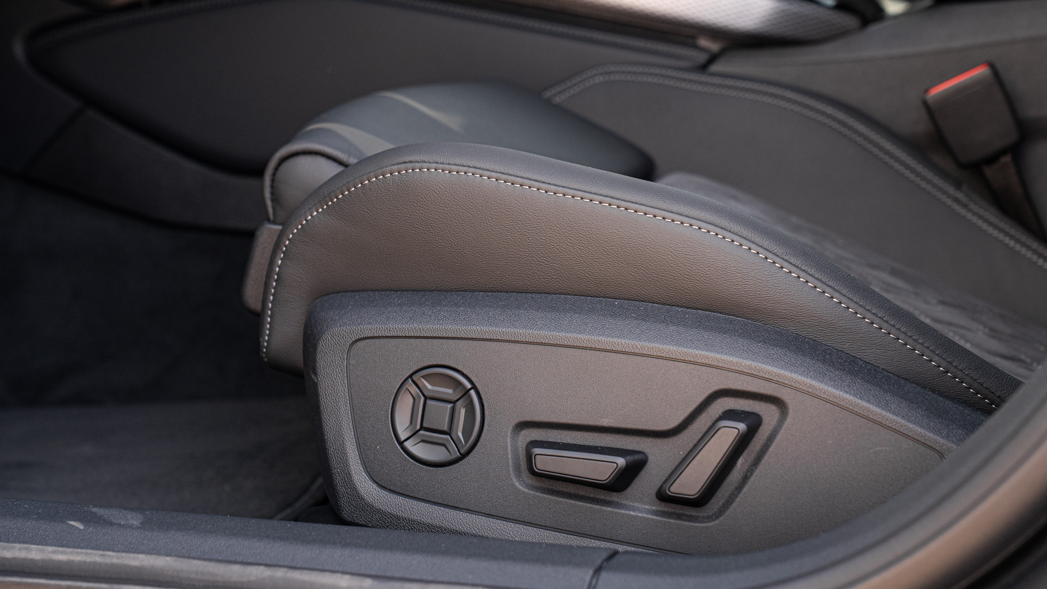 Obrázok A6 Avant TDI quattro 150kW STR