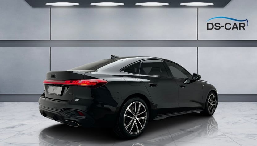 Obrázok A5 Limuzína TFSI quattro 150kW STR