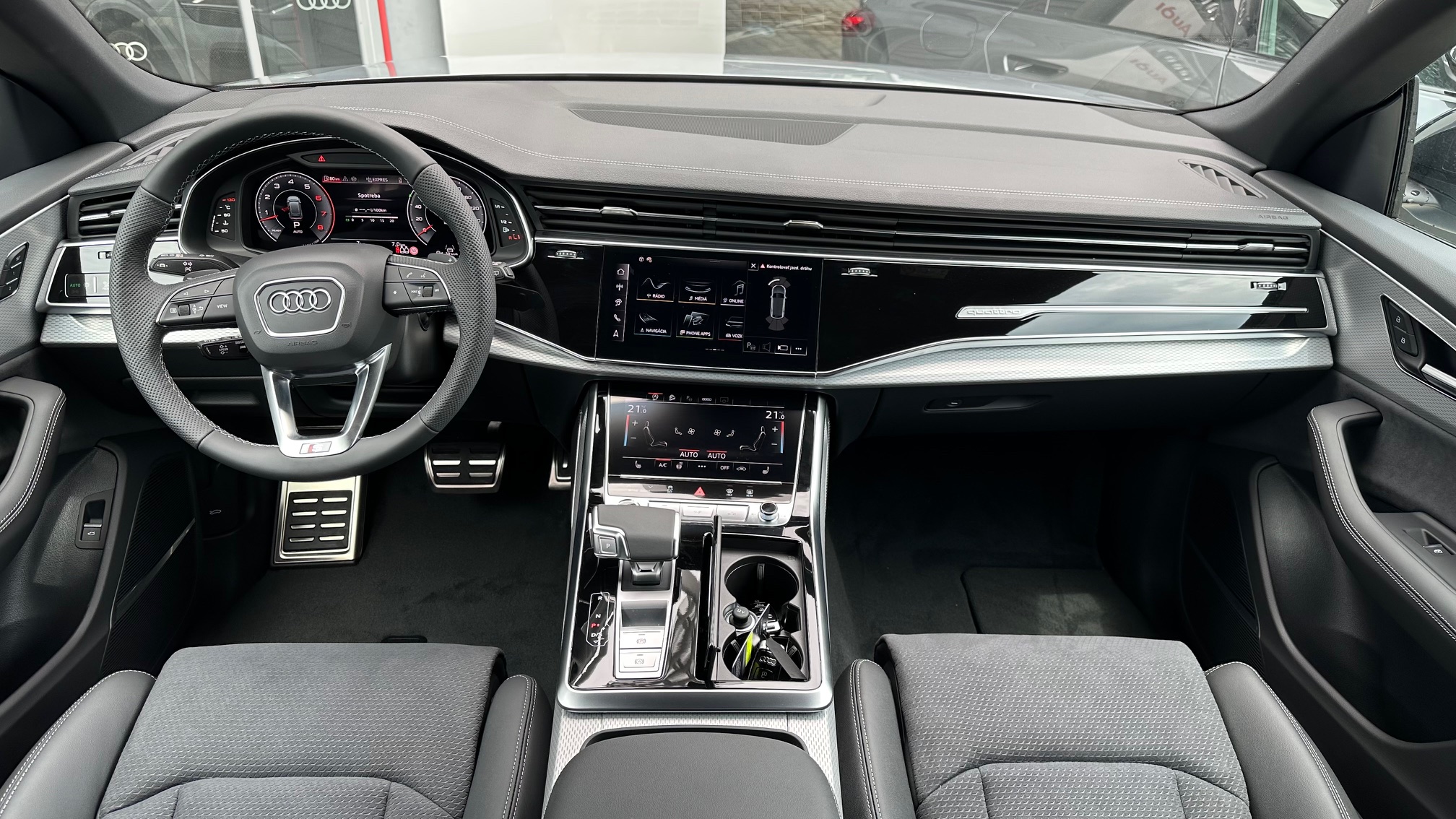 Obrázok Q8 55 TFSI quattro TT8