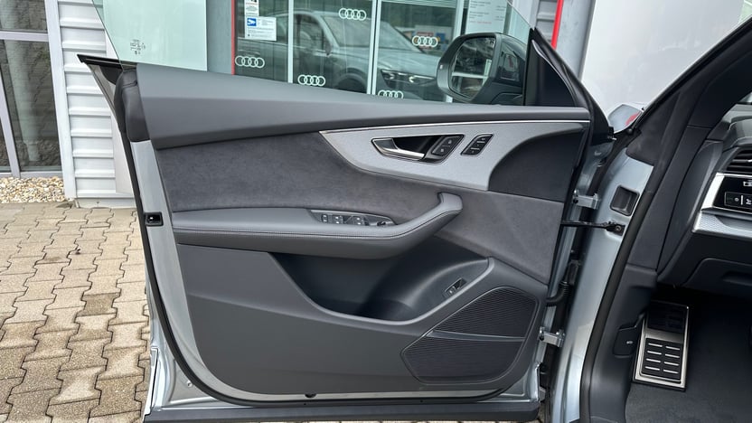 Obrázok Q8 55 TFSI quattro TT8