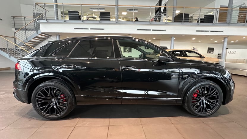 Obrázok Q8 55 TFSI quattro TT8