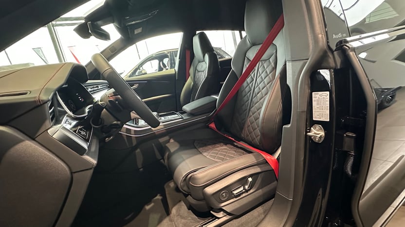 Obrázok Q8 55 TFSI quattro TT8