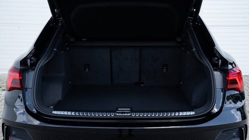 Obrázok Q3 Sportb. Sport edition 40 TFSI quattro