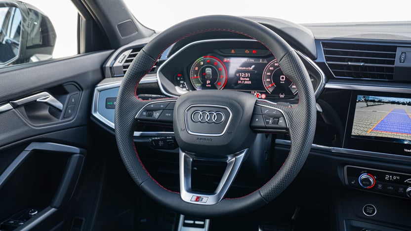 Obrázok Q3 Sportb. Sport edition 40 TFSI quattro