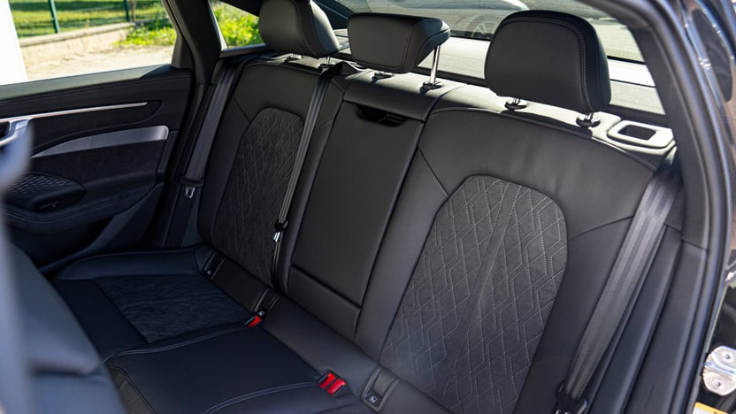Obrázok A6 Limuzína TDI quattro 150kW STR