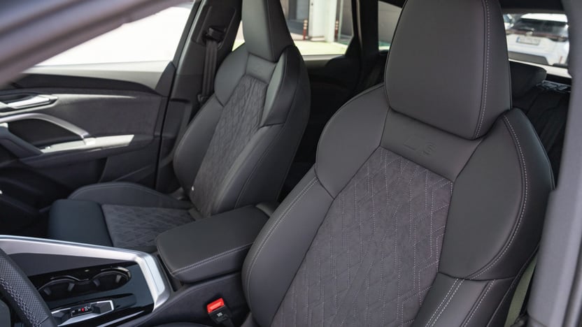 Obrázok Q5 SUV TDI quattro 150kW STR