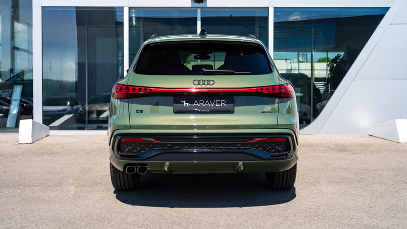 Obrázok Q5 SUV TDI quattro 150kW STR