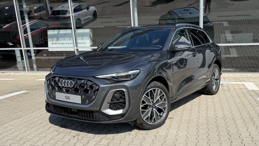 Obrázok Q5 SUV TDI quattro 150kW STR