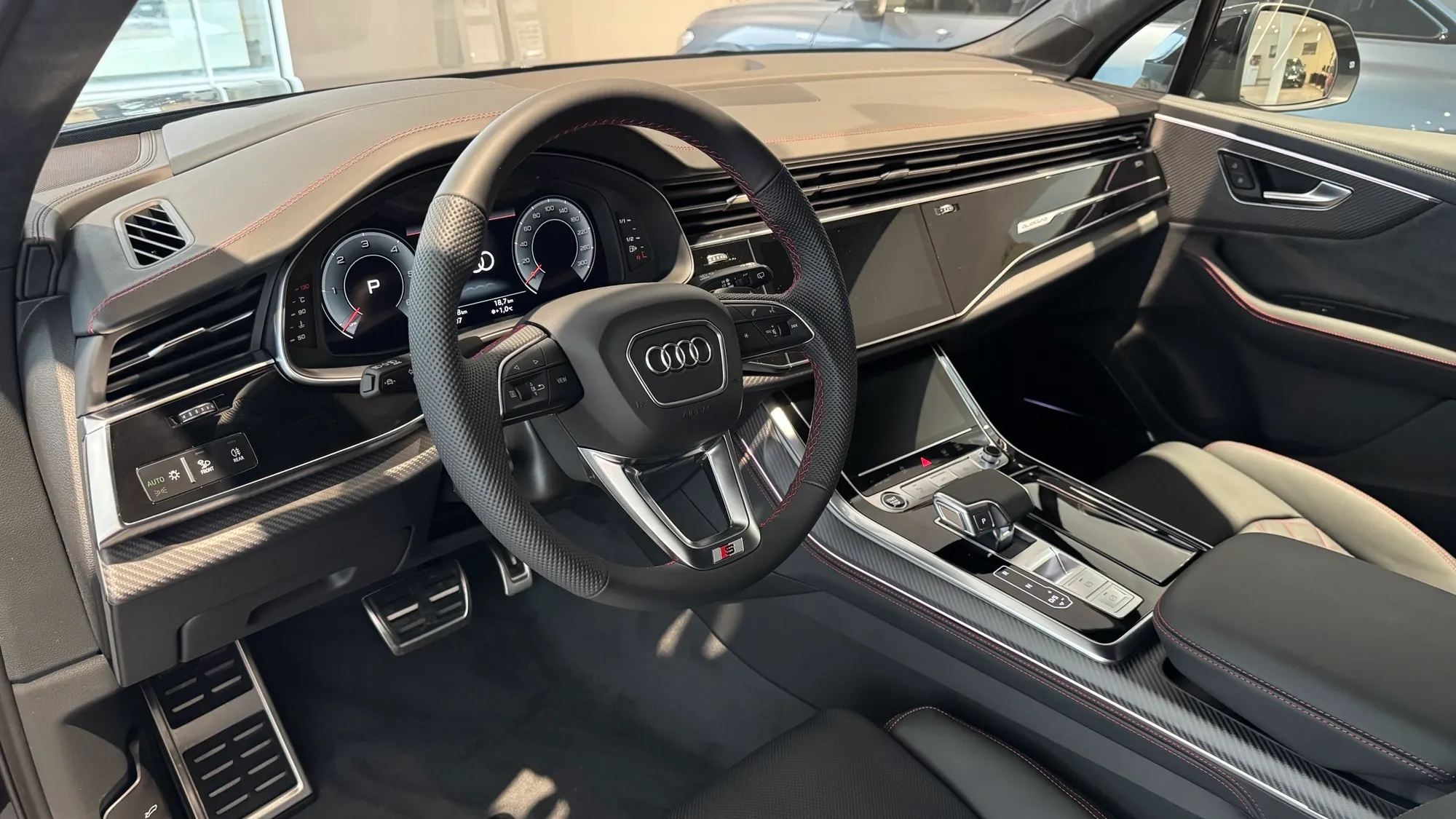 Obrázok Q7 SUV S line TDI quattro 210kW