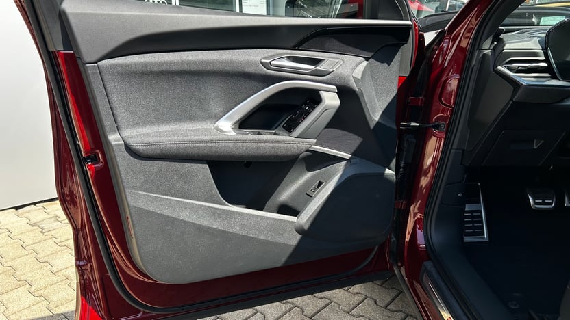 Obrázok Q5 SUV TDI quattro 150kW STR
