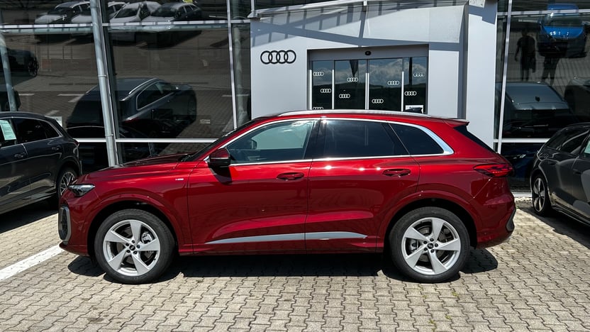 Obrázok Q5 SUV TDI quattro 150kW STR