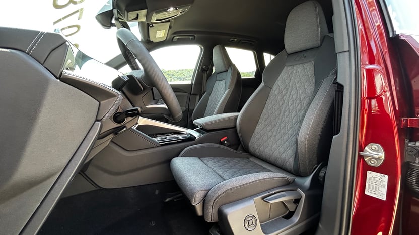 Obrázok Q5 SUV TDI quattro 150kW STR
