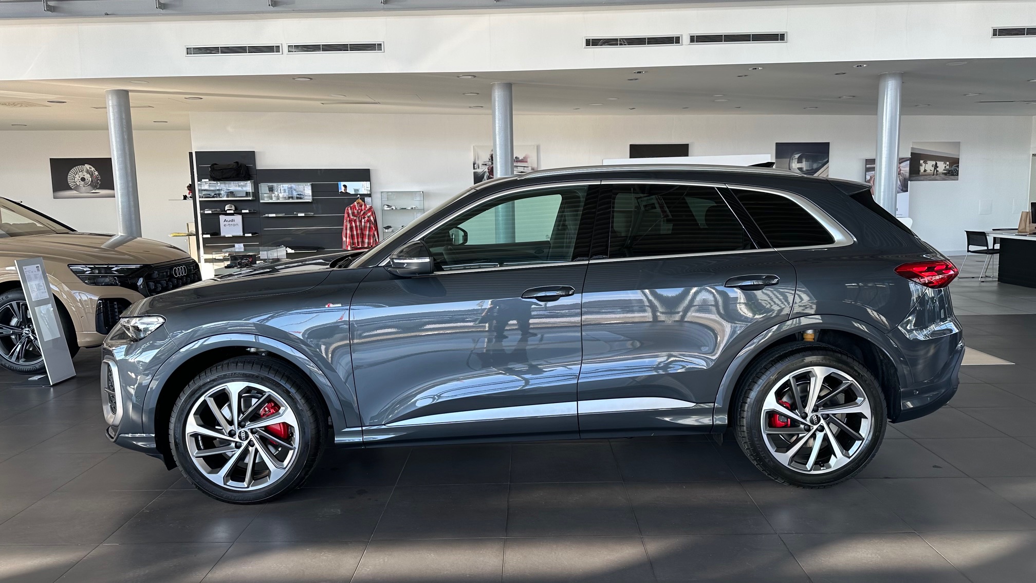Obrázok Q5 SUV TFSI quattro 150kW STR