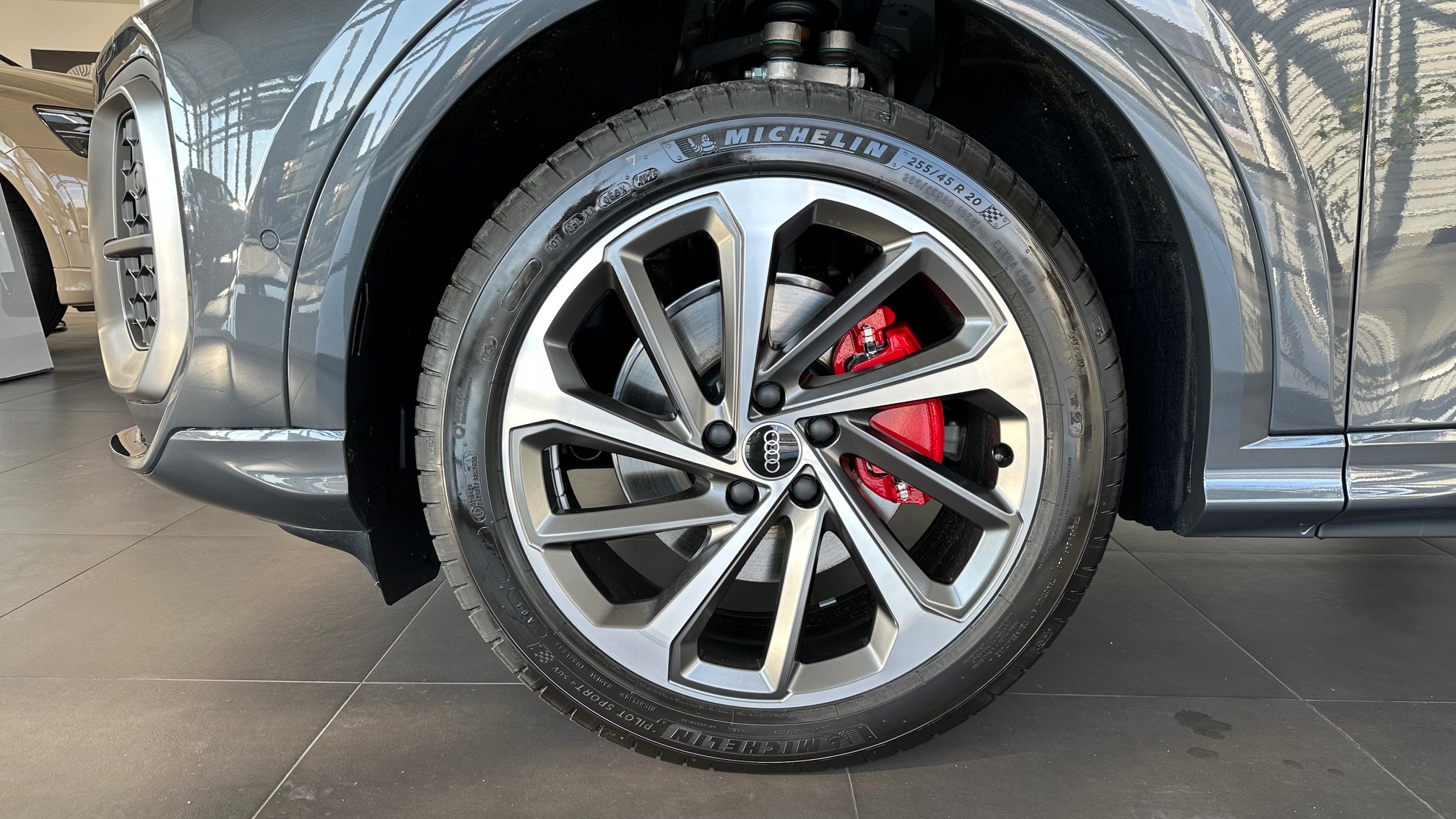 Obrázok Q5 SUV TFSI quattro 150kW STR