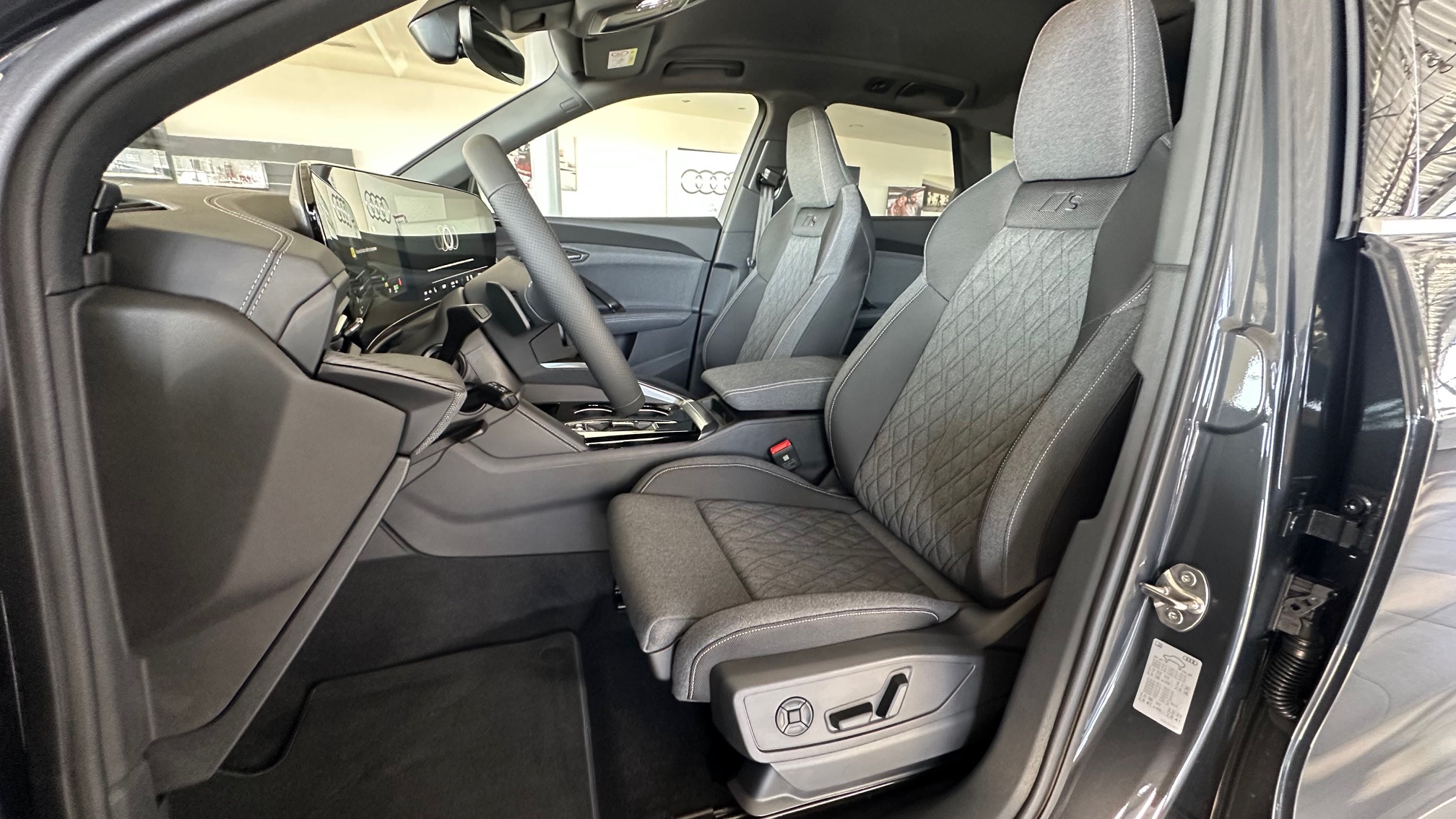 Obrázok Q5 SUV TFSI quattro 150kW STR