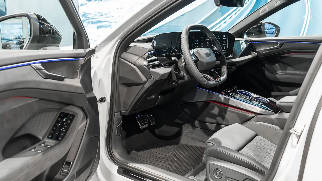 Obrázok A6 Limuzína TDI quattro 150kW STR