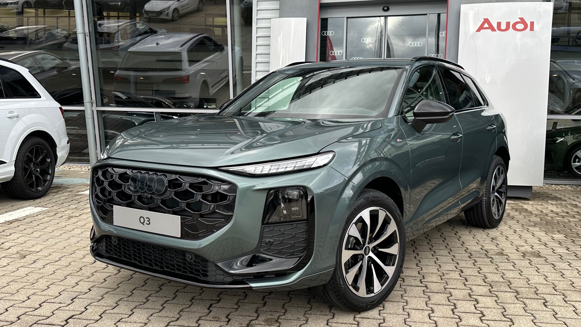 Obrázok Q3 SUV TFSI 110kW