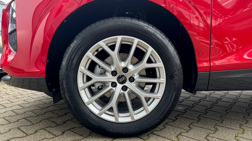 Obrázok Q3 SUV TFSI 110kW