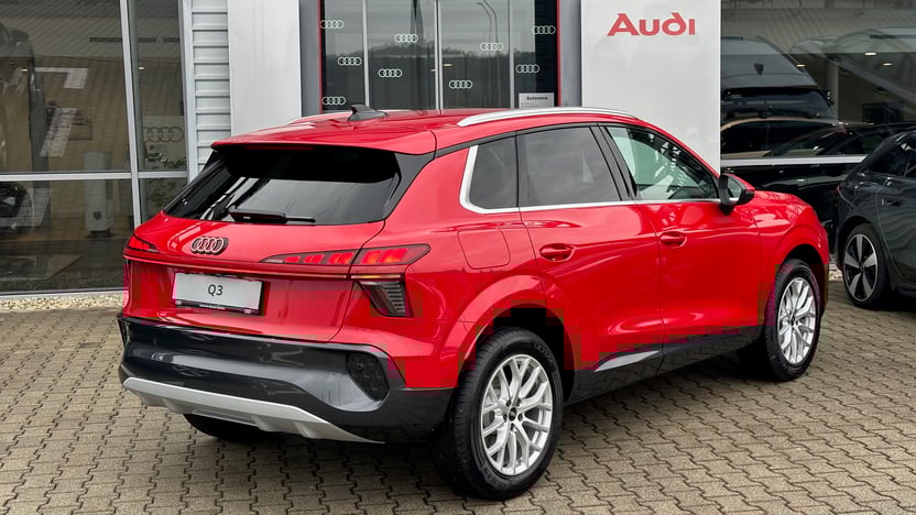 Obrázok Q3 SUV TFSI 110kW