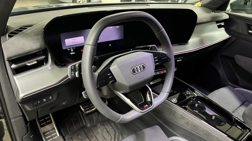 Obrázok Q3 SUV TFSI quattro 195kW