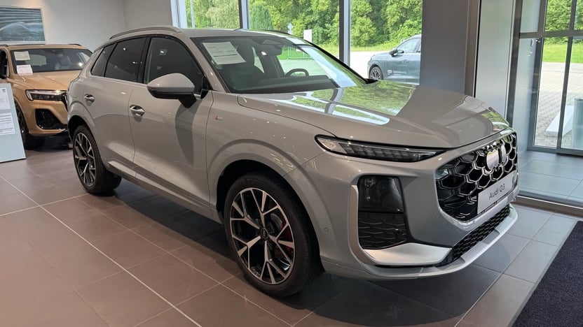 Obrázok Q3 SUV TFSI quattro 195kW