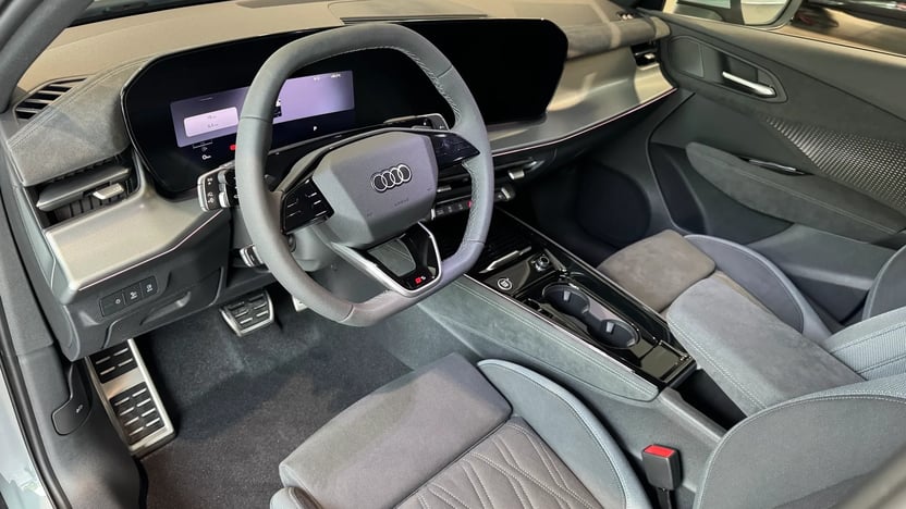 Obrázok Q3 SUV TFSI quattro 195kW
